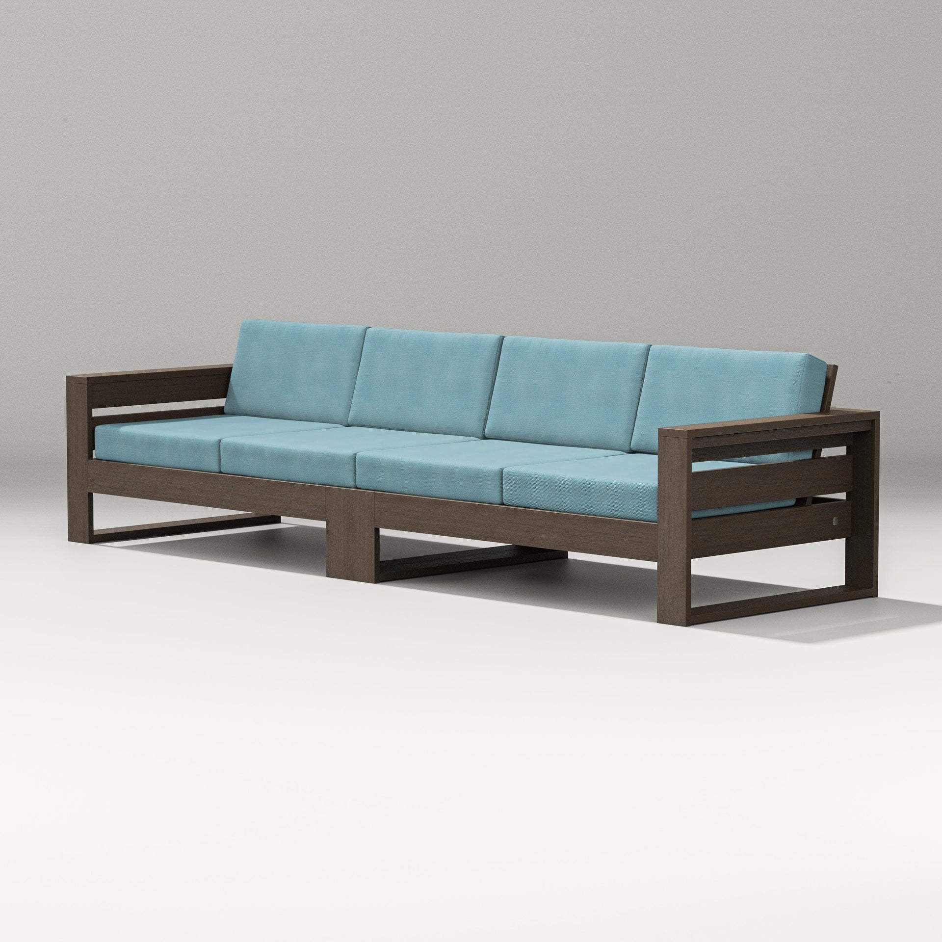 Latitude Straight Sectional