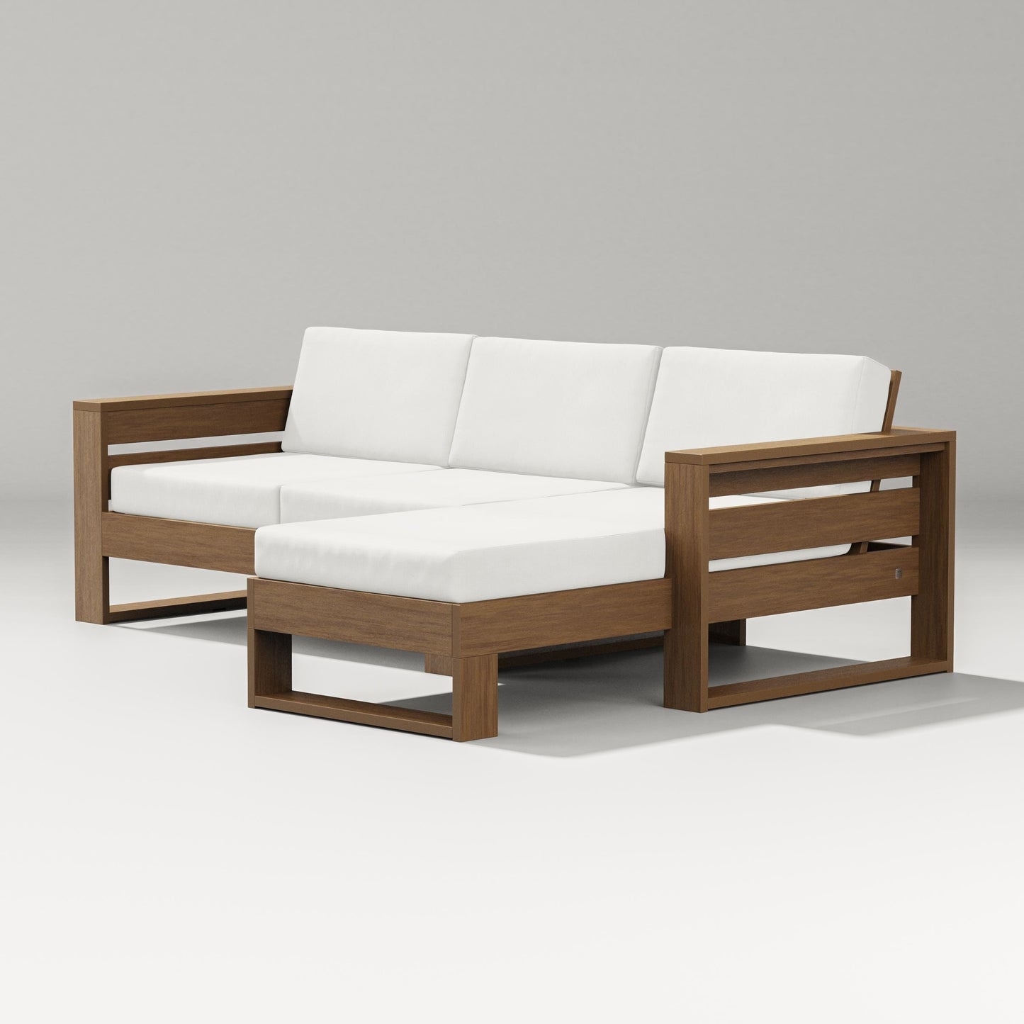 Latitude Right Chaise Sectional