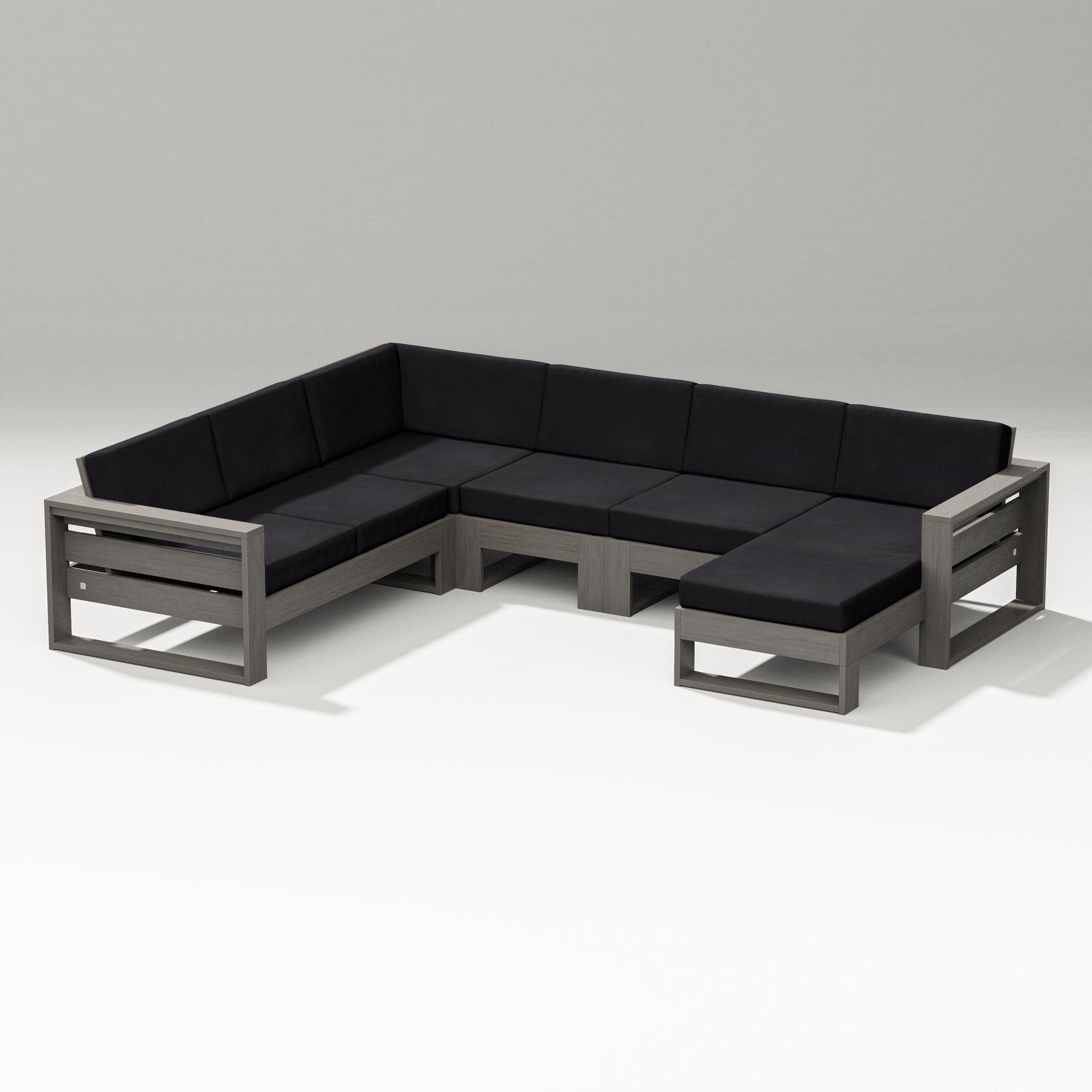 Latitude Corner Sectional with Right Chaise