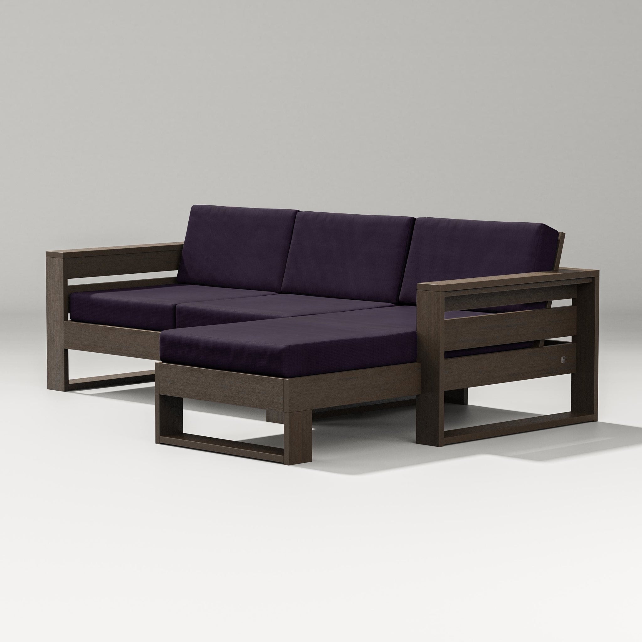 Latitude Right Chaise Sectional