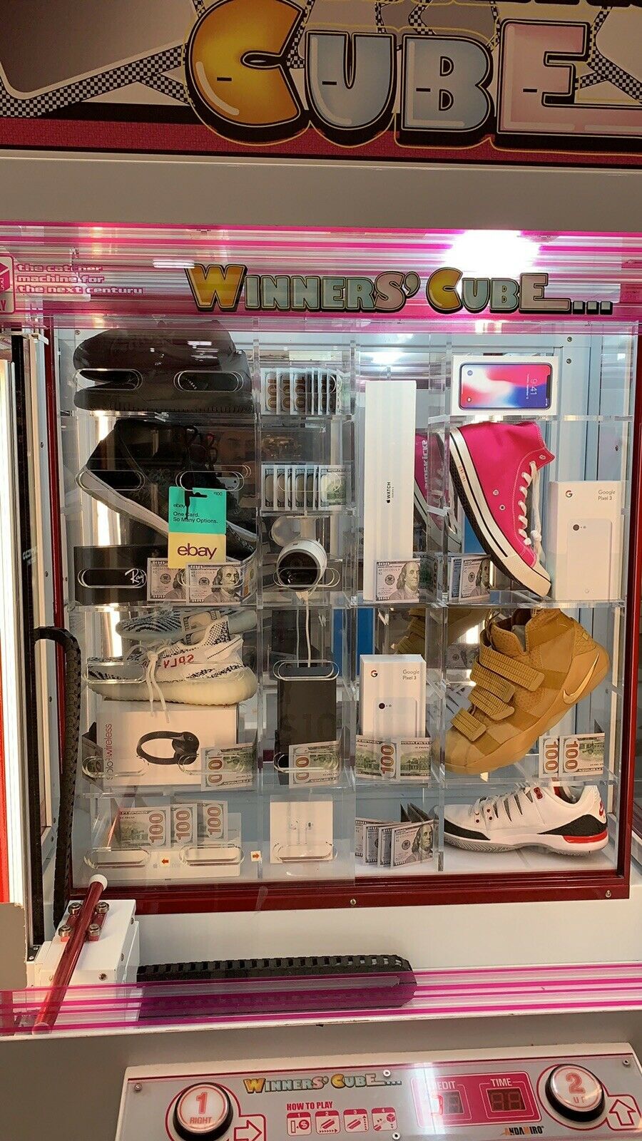 Winners Cube Arcade Prize Vending Machines