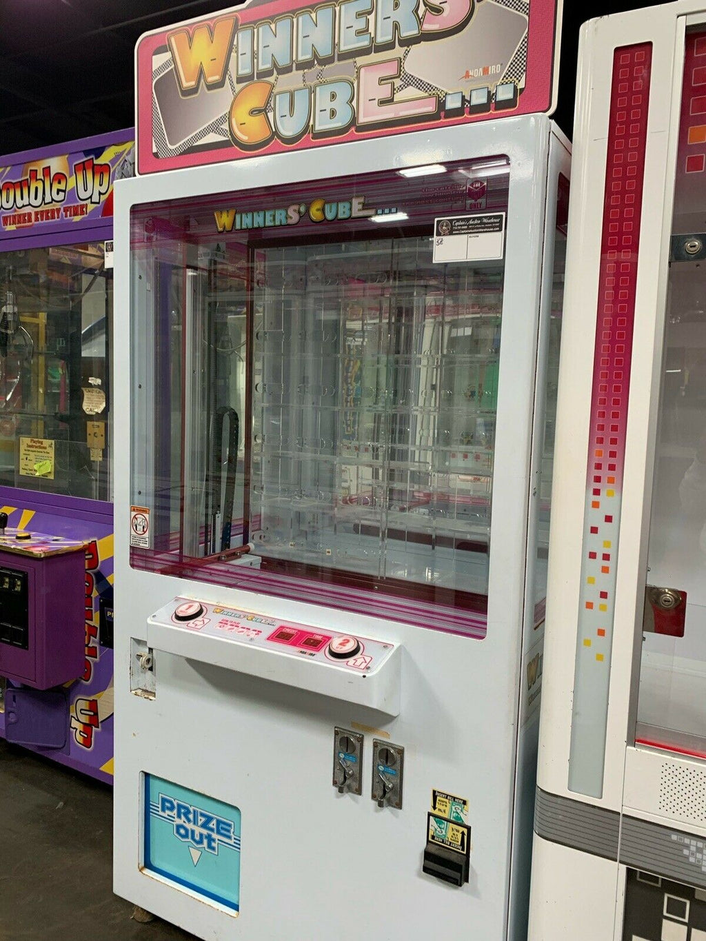 Winners Cube Arcade Prize Vending Machines