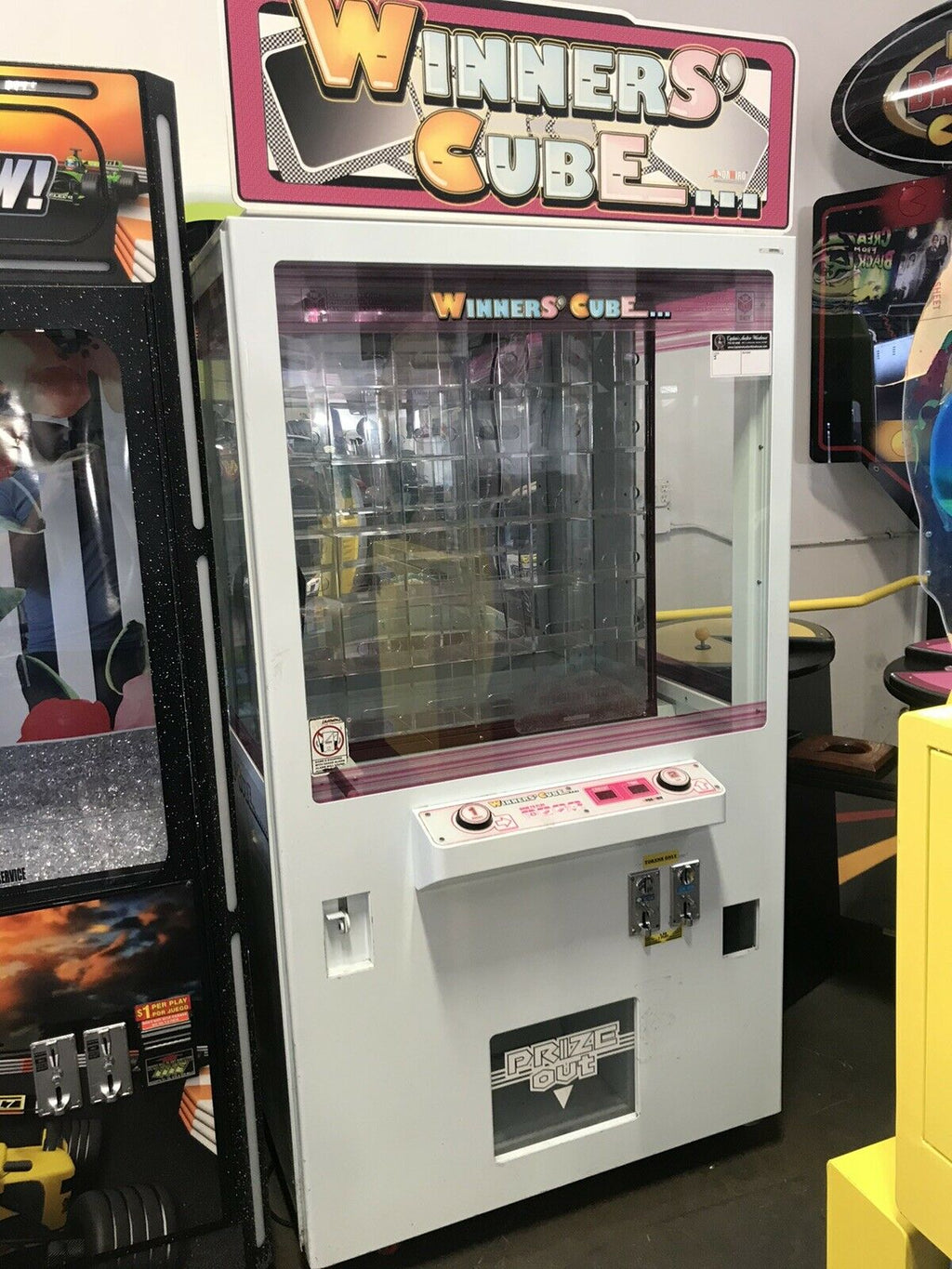 Winners Cube Arcade Prize Vending Machines