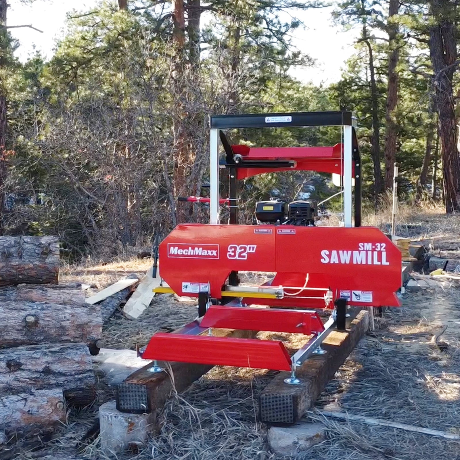 32" Portable Sawmill,  420cc 15HP DUCAR E-Start Gasoline Engine,  29" Board Width,  13' Track Length ,  SM32