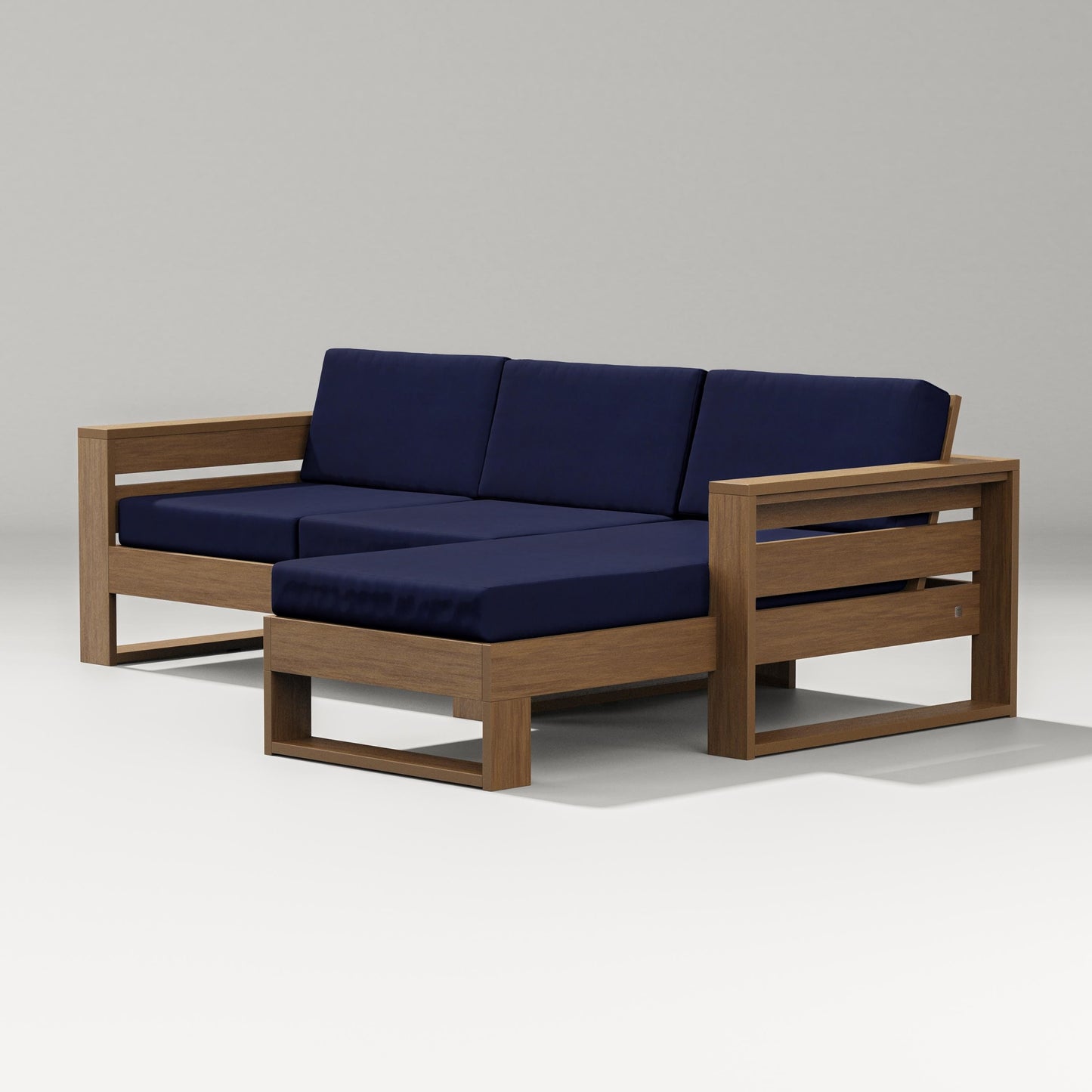 Latitude Right Chaise Sectional