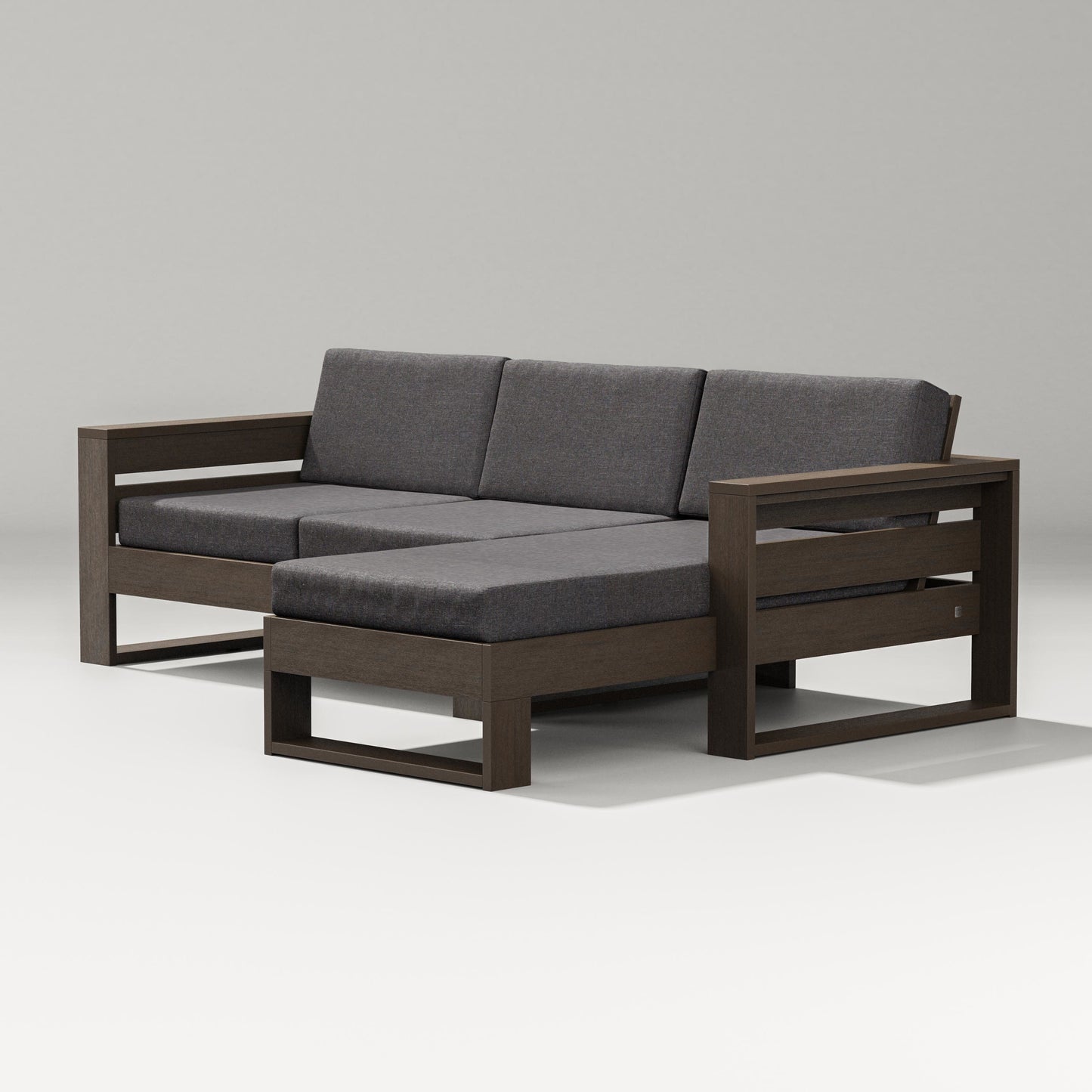 Latitude Right Chaise Sectional