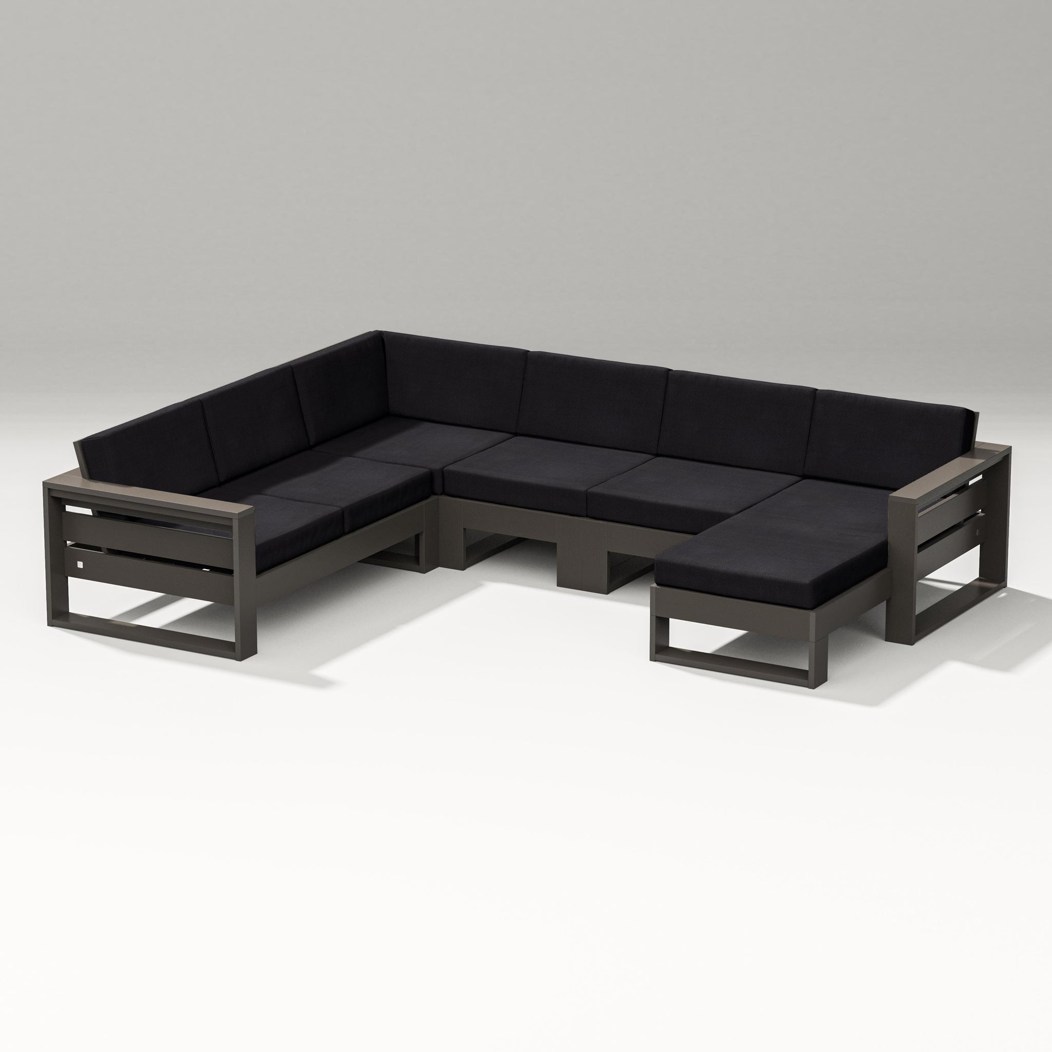 Latitude Corner Sectional with Right Chaise
