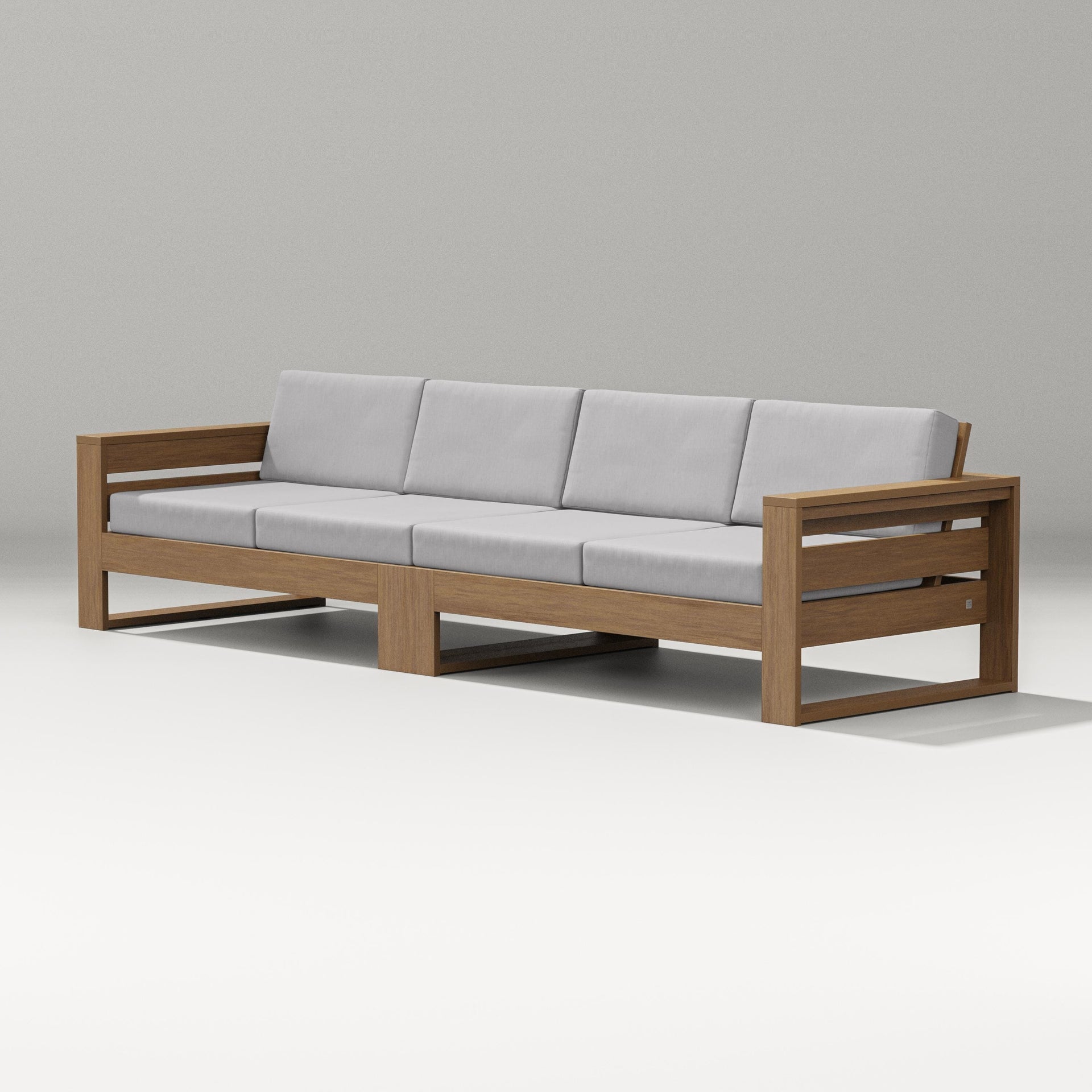 Latitude Straight Sectional