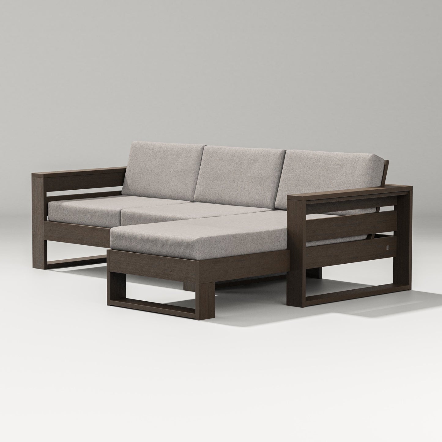 Latitude Right Chaise Sectional