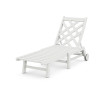Wovendale Chaise with Wheels